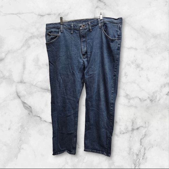 Wrangler Other - Wrangler Jeans Mens 44x30 Relaxed Fit Stone Med Wash Blue Jeans Work Casual.